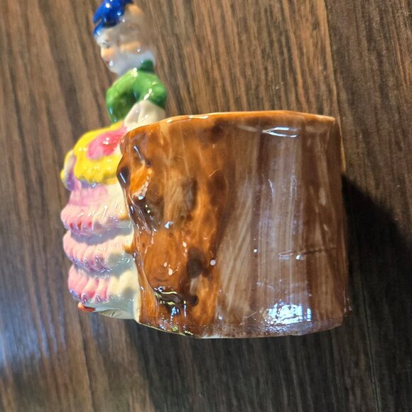 Vintage GOLD CASTLE CHINA Ceramic Porcelain "Crinoline Lady" Small Planter - Picture 2 of 12